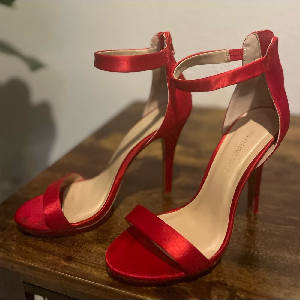 Wild Diva Red heel